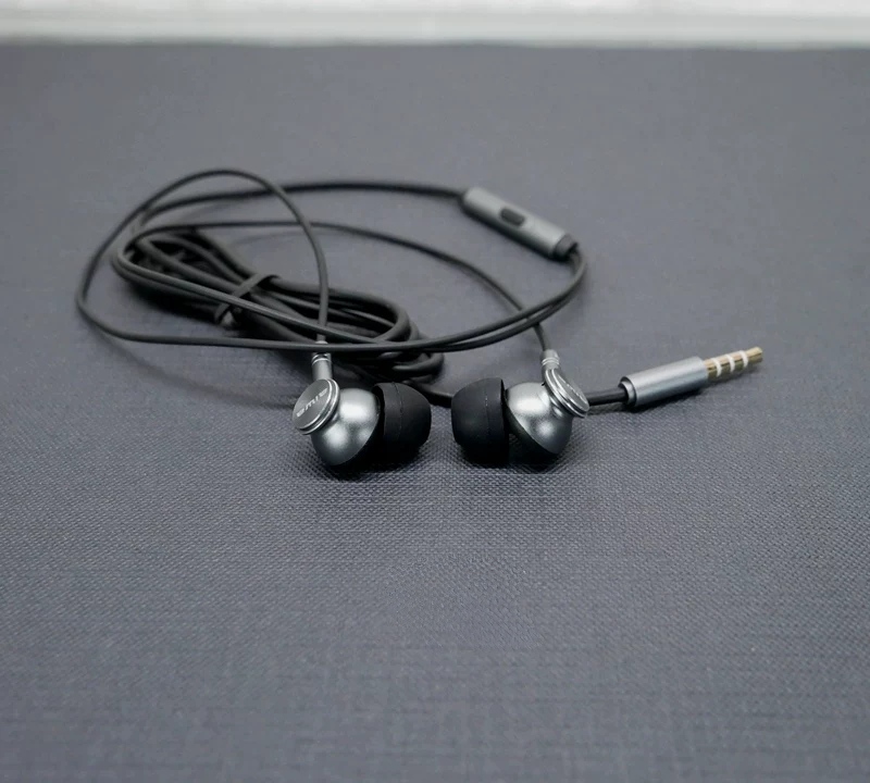 Wired Earphone Mic - Japanese In-Ear Earphones, 3.5mm US Standard,