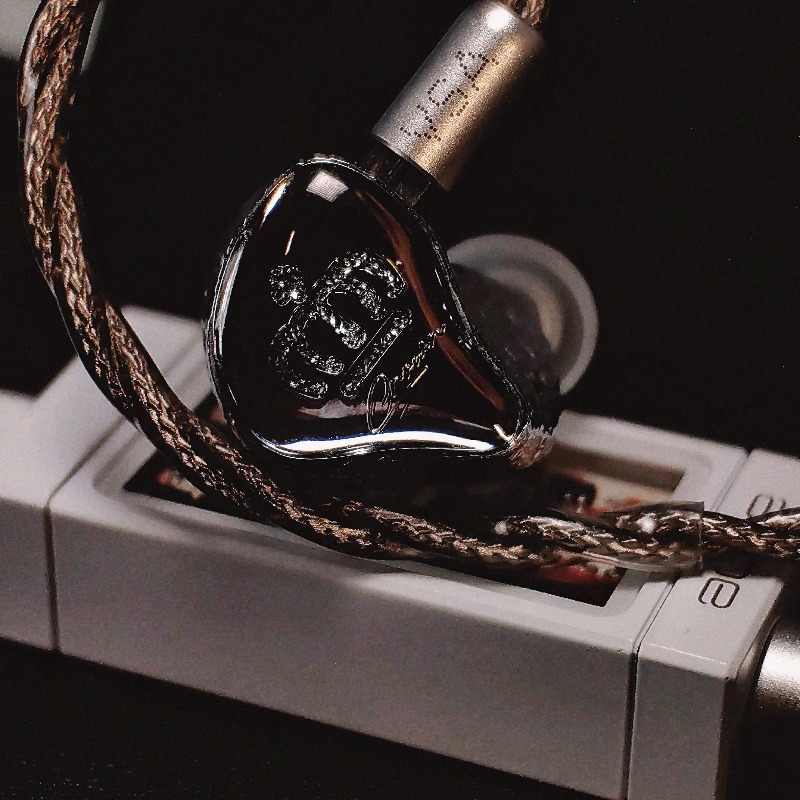 The Fragrant Zither Crown VSA  - Audiophile Headphone Wired recensie en prijs