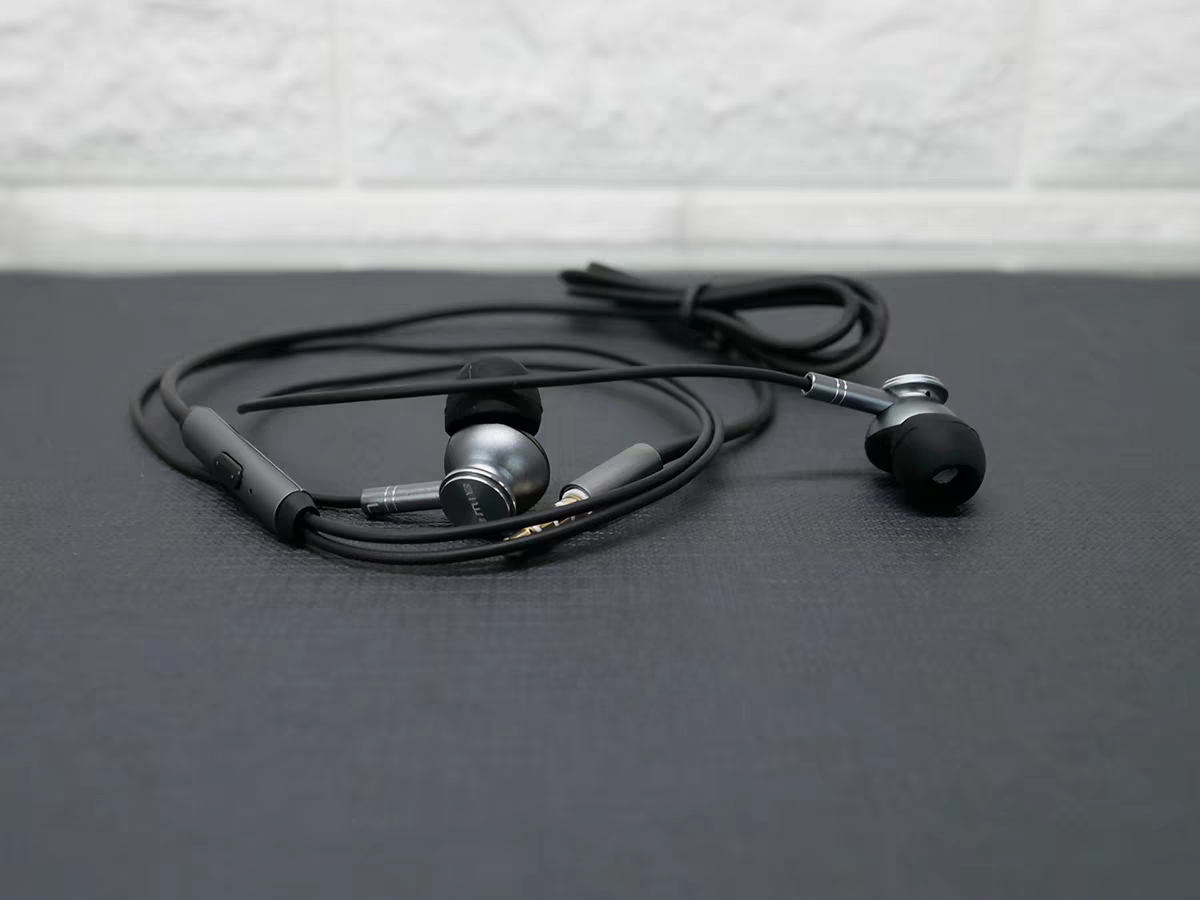 Japanese In-Ear Earphones, 3.5 - Wired Earphone Mic recensie en prijs